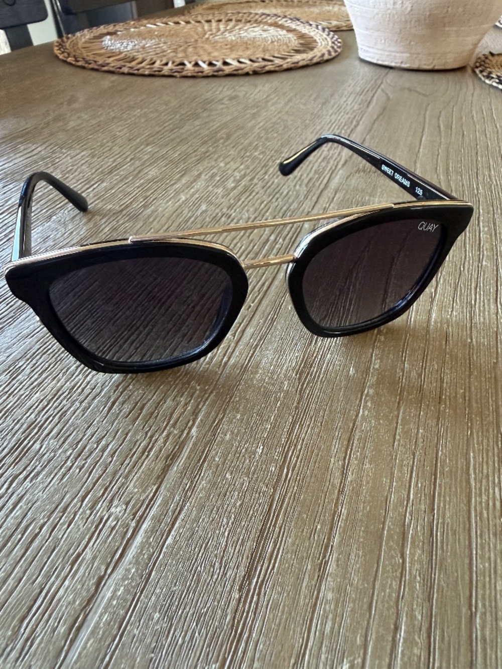 Quay Women's Sweet Dreams Sunglasses - Black with gold trim
